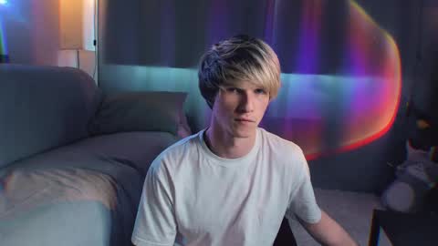 Snapshot of jack_frozt chatting on 06-06-26, 05:01 brestonsweet online show from 06-06-26, 05:01