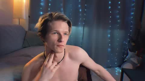 Snapshot of jack_frozt chatting on 06-09-26, 01:39 brestonsweet online show from 06-09-26, 01:39