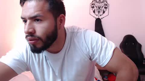 Snapshot of jack_master_muscle chatting on 01-16-25, 06:37 jack and leah online show from 01-16-25, 06:37