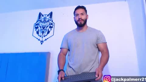 Snapshot of jack_master_muscle chatting on 10-05-25, 01:26 jack and leah online show from 10-05-25, 01:26