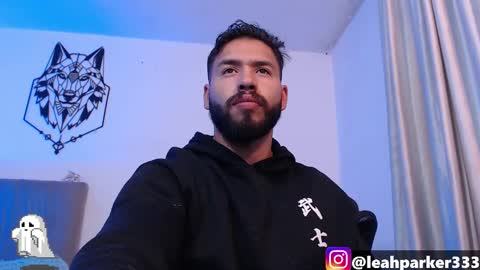 Snapshot of jack_master_muscle chatting on 10-21-25, 12:11 jack and leah online show from 10-21-25, 12:11