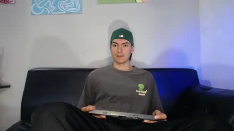 Snapshot of jack_norizz chatting on 01-10-25, 11:33 INDEPENDENT MODEL online show from 01-10-25, 11:33