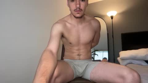 INDEPENDENT MODEL online show from 03-22-26, 11:13