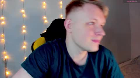 Anton online show from 10-29-25, 01:52