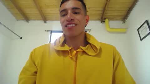 Snapshot of jack_pergurtson01 chatting on 05-10-26, 01:27 JACK PERGURTSON online show from 05-10-26, 01:27