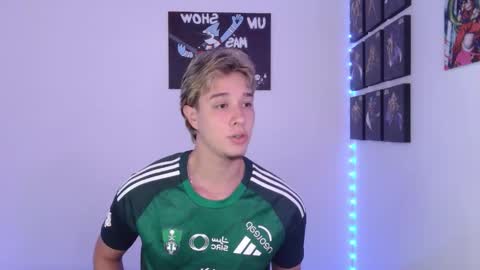 Snapshot of jack_walker190 chatting on 09-12-25, 03:56 J online show from 09-12-25, 03:56