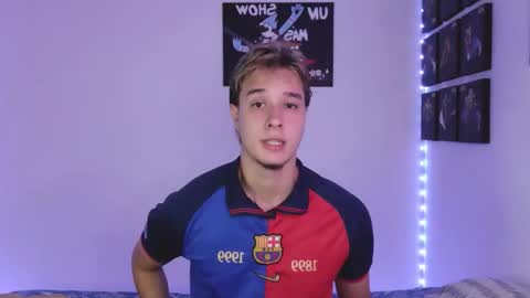 Snapshot of jack_walker190 chatting on 09-23-25, 04:26 J online show from 09-23-25, 04:26