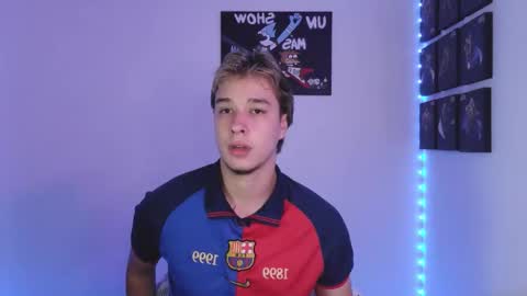 Snapshot of jack_walker190 chatting on 10-06-25, 04:43 J online show from 10-06-25, 04:43