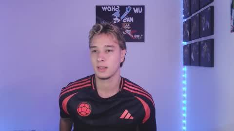 Snapshot of jack_walker190 chatting on 10-11-25, 06:01 J online show from 10-11-25, 06:01