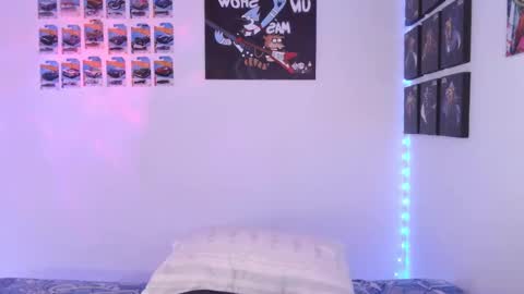 Snapshot of jack_walker190 chatting on 11-25-25, 04:29 J online show from 11-25-25, 04:29