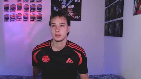 Snapshot of jack_walker190 chatting on 12-03-25, 11:19 J online show from 12-03-25, 11:19