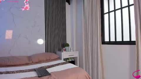 Snapshot of jackandrosse_ chatting on 11-06-25, 02:07 Jack Rosse online show from 11-06-25, 02:07