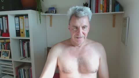 jackblack650 online show from 10-28-25, 11:47