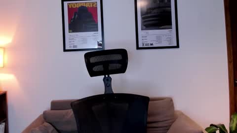 Jack J online show from 10-04-25, 10:46