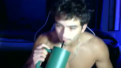 bigenoughtohug online show from 05-17-26, 12:41