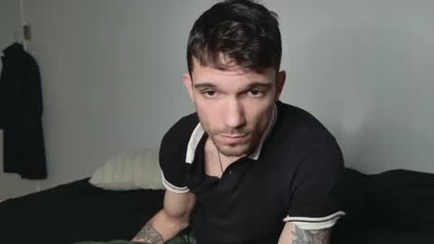 Snapshot of jackdesfeux chatting on 06-10-26, 03:39 Jack online show from 06-10-26, 03:39