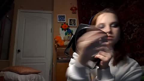 Snapshot of jackelynmacksey chatting on 12-14-25, 11:15 Stella online show from 12-14-25, 11:15