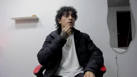 Snapshot of jackestaylor chatting on 11-02-25, 04:59 Jackes Taylor online show from 11-02-25, 04:59