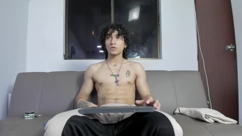 Jackes Taylor online show from 04-09-26, 05:18