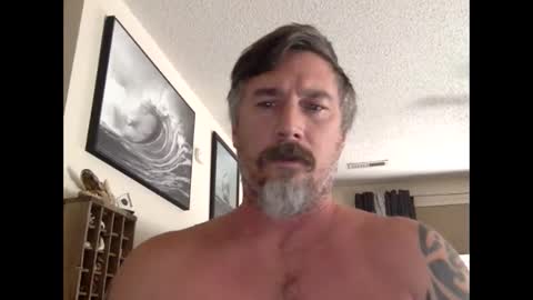 Snapshot of jackhammerhead chatting on 01-25-25, 04:24 jackhammerhead online show from 01-25-25, 04:24