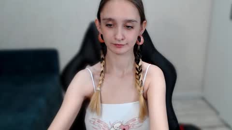 Snapshot of jackie__morgan chatting on 12-27-24, 01:22 jackie__morgan online show from 12-27-24, 01:22