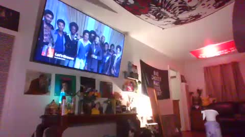 sophi scott online show from 10-14-25, 06:47