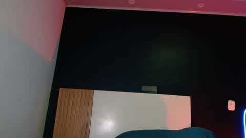 Snapshot of jackk_ho chatting on 09-19-25, 09:43 Jack online show from 09-19-25, 09:43