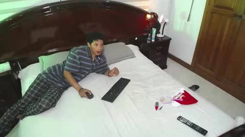 Snapshot of jacko_monnerr chatting on 12-14-25, 11:20 jacko_monnerr online show from 12-14-25, 11:20