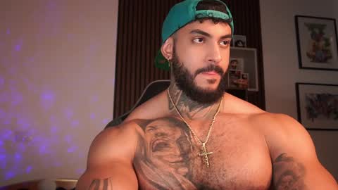 Snapshot of jackson__cottonwood chatting on 12-04-24, 01:31 JC online show from 12-04-24, 01:31