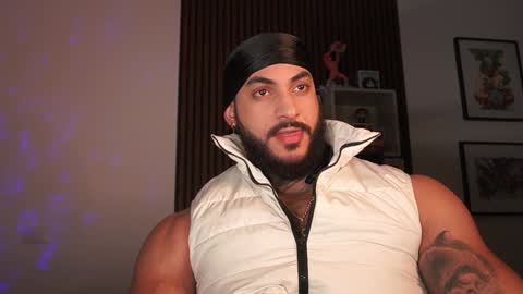 Snapshot of jackson__cottonwood chatting on 12-12-24, 11:58 JC online show from 12-12-24, 11:58