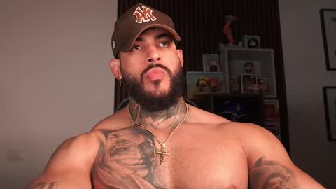 Snapshot of jackson__cottonwood chatting on 02-10-25, 01:57 JC online show from 02-10-25, 01:57