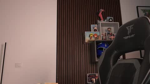 Snapshot of jackson__cottonwood chatting on 02-13-25, 12:35 JC online show from 02-13-25, 12:35