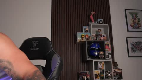 Snapshot of jackson__cottonwood chatting on 03-02-25, 03:13 JC online show from 03-02-25, 03:13