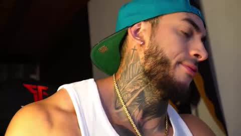 Snapshot of jackson__cottonwood chatting on 10-12-25, 02:54 JC online show from 10-12-25, 02:54