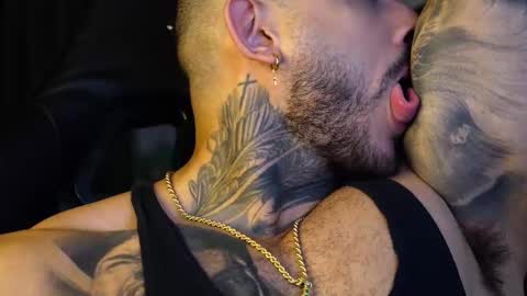 Snapshot of jackson__cottonwood chatting on 10-25-25, 04:57 JC online show from 10-25-25, 04:57