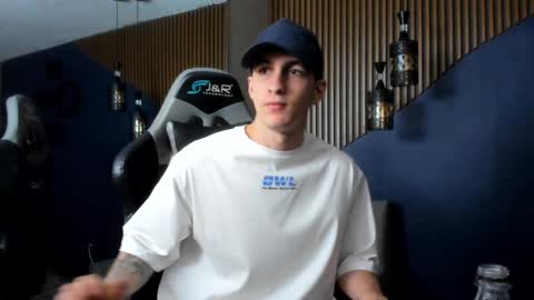 Jackson Olsen online show from 12-22-24, 02:28