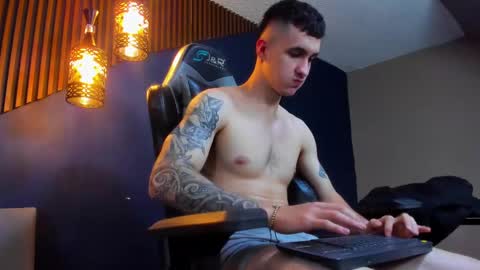 Jackson Olsen online show from 03-06-25, 05:54