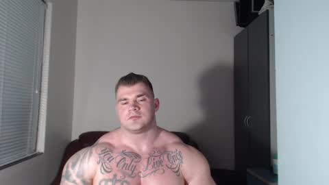 Snapshot of jackyhuge chatting on 01-18-25, 03:27 Jacky online show from 01-18-25, 03:27