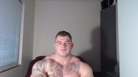 Snapshot of jackyhuge chatting on 01-19-25, 12:28 Jacky online show from 01-19-25, 12:28