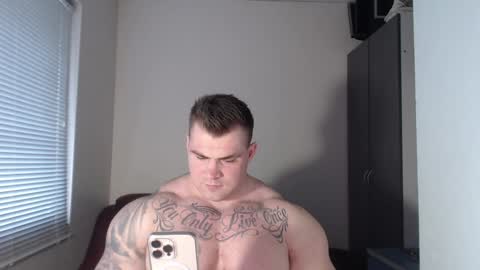 Snapshot of jackyhuge chatting on 01-25-25, 12:16 Jacky online show from 01-25-25, 12:16