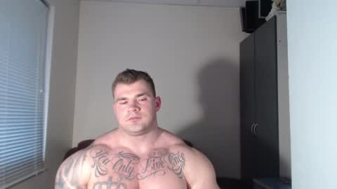 Snapshot of jackyhuge chatting on 01-26-25, 01:36 Jacky online show from 01-26-25, 01:36