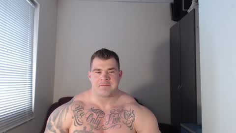 Snapshot of jackyhuge chatting on 02-04-25, 10:00 Jacky online show from 02-04-25, 10:00