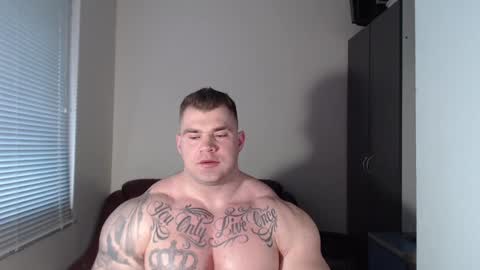 Snapshot of jackyhuge chatting on 02-08-25, 08:42 Jacky online show from 02-08-25, 08:42