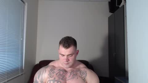 Snapshot of jackyhuge chatting on 02-09-25, 02:07 Jacky online show from 02-09-25, 02:07