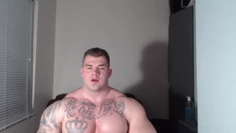 Snapshot of jackyhuge chatting on 02-13-25, 04:50 Jacky online show from 02-13-25, 04:50