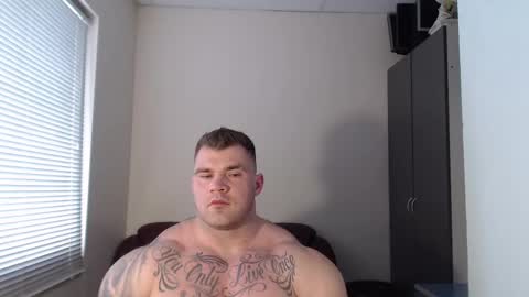 Snapshot of jackyhuge chatting on 02-18-25, 10:49 Jacky online show from 02-18-25, 10:49