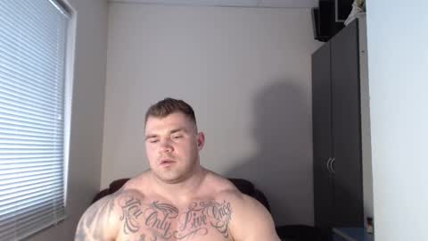 Snapshot of jackyhuge chatting on 02-18-25, 01:55 Jacky online show from 02-18-25, 01:55