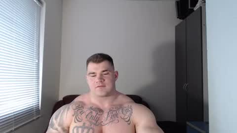 Snapshot of jackyhuge chatting on 03-06-25, 08:41 Jacky online show from 03-06-25, 08:41