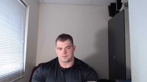 Snapshot of jackyhuge chatting on 03-11-25, 11:23 Jacky online show from 03-11-25, 11:23