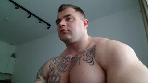 Snapshot of jackyhuge chatting on 09-16-25, 10:38 Jacky online show from 09-16-25, 10:38